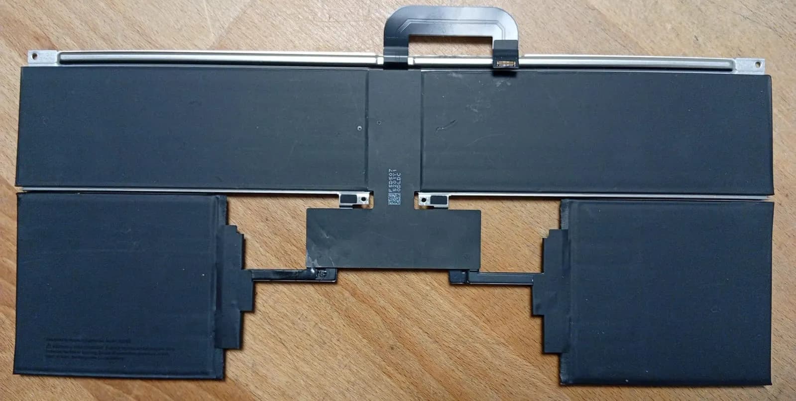 Macbook Akku A2337 Austausch