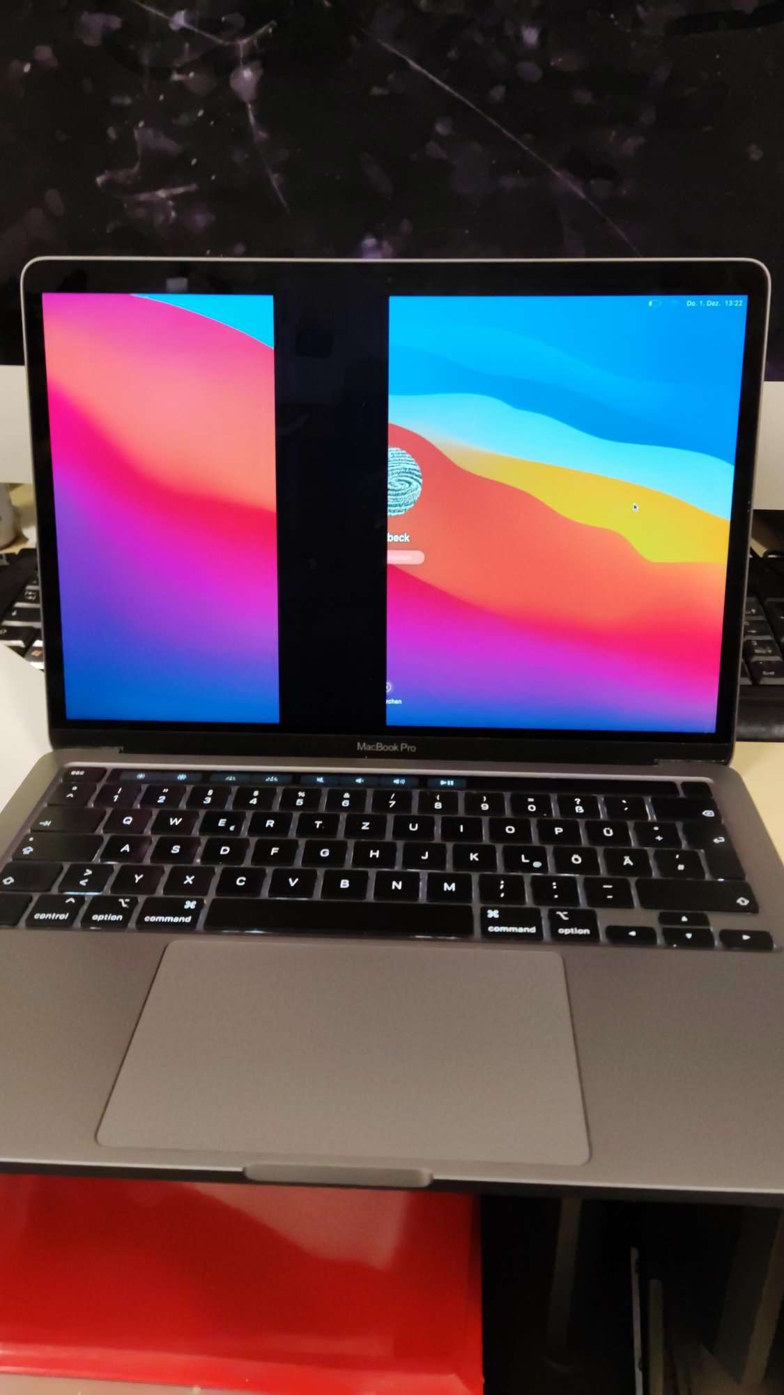 Macbook DISPLAY A2289 silber