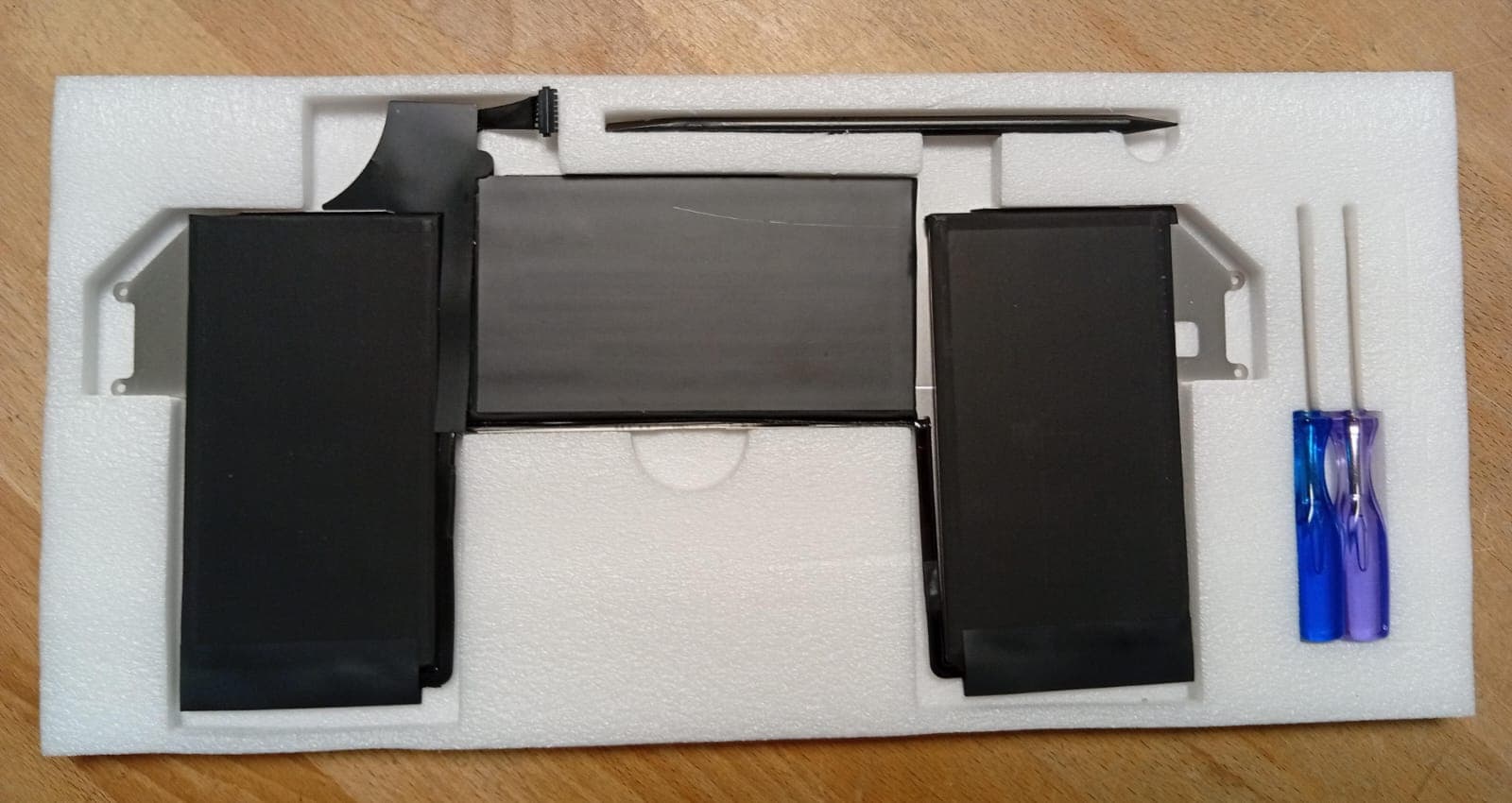 Macbook Akku A2337 Austausch