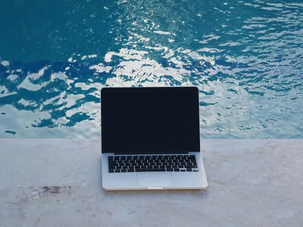 Laptop Wasserschaden Berlin – Jetzt retten lassen in Prenzlauer Berg