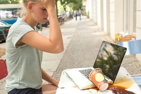 MacBook Retter in der Not Flüssigkeitsschaden in Berlin Prenzlauer Berg
