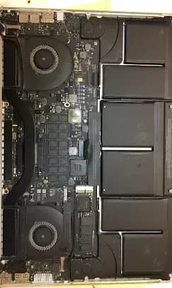 Macbook Akku Austausch Service Reparatur bei Star61